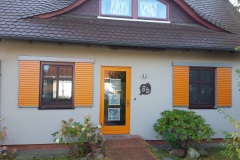 Schiebeläden aus Aluminium: Ferienhaus auf dem Darß
